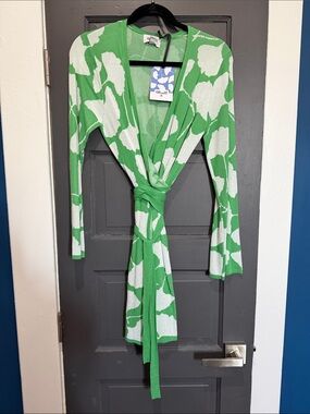 Diane Von Furstenberg x Target Green Knit wrap top NWT